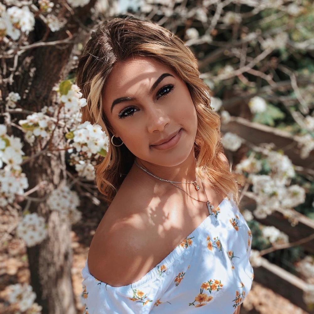 Meet your Posher, Bria